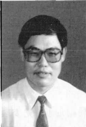 崔风亮男士黑白证件照