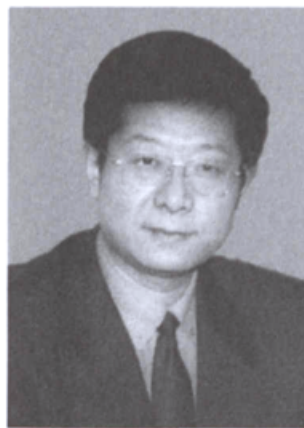 孔庆军黑白标准照